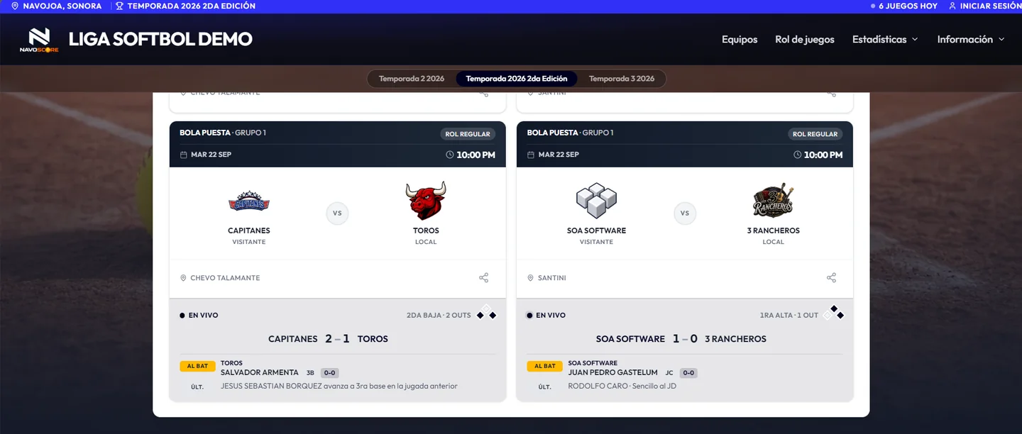 Portal de una liga con dos juegos en vivo: marcador, entrada, outs, quién está al bat y la última jugada